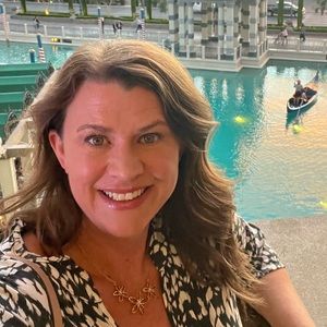 Meet your Posher, Tamela